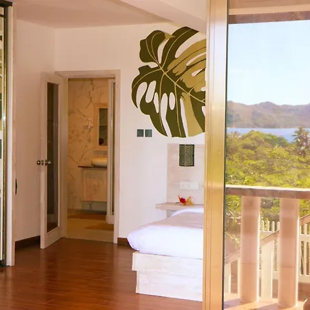 Ocean Blue Bay Apartment Anse Volbert Village  Exterior photo