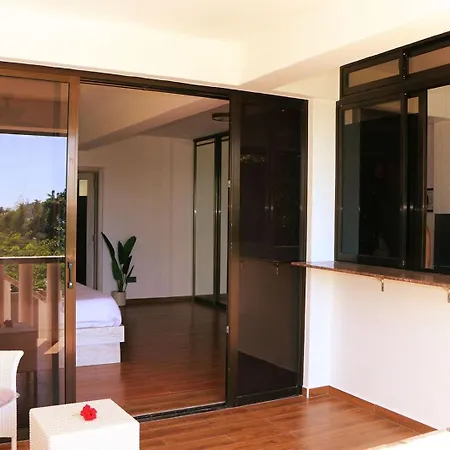 Ocean Blue Bay Apartment Anse Volbert Village  Exterior photo