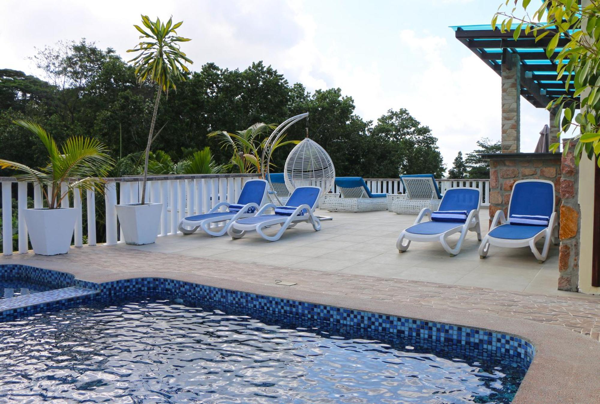 Ocean Blue Bay Apartment Anse Volbert Village (Praslin)